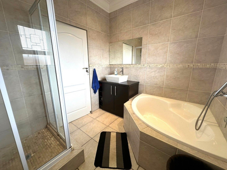 3 Bedroom Property for Sale in Morningside Eastern Cape